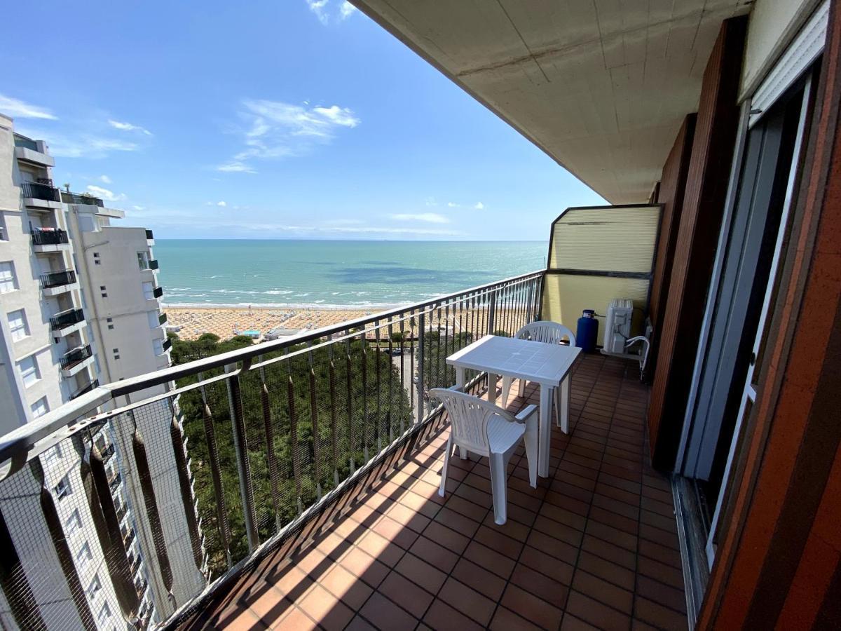 Condominio Aquilone Lignano Sabbiadoro Exterior photo