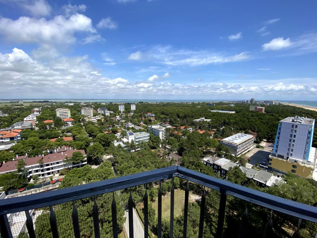 Condominio Aquilone Lignano Sabbiadoro Exterior photo